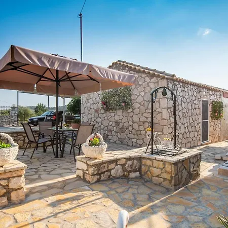 Sofias Argostoli בית נופש Razáta
